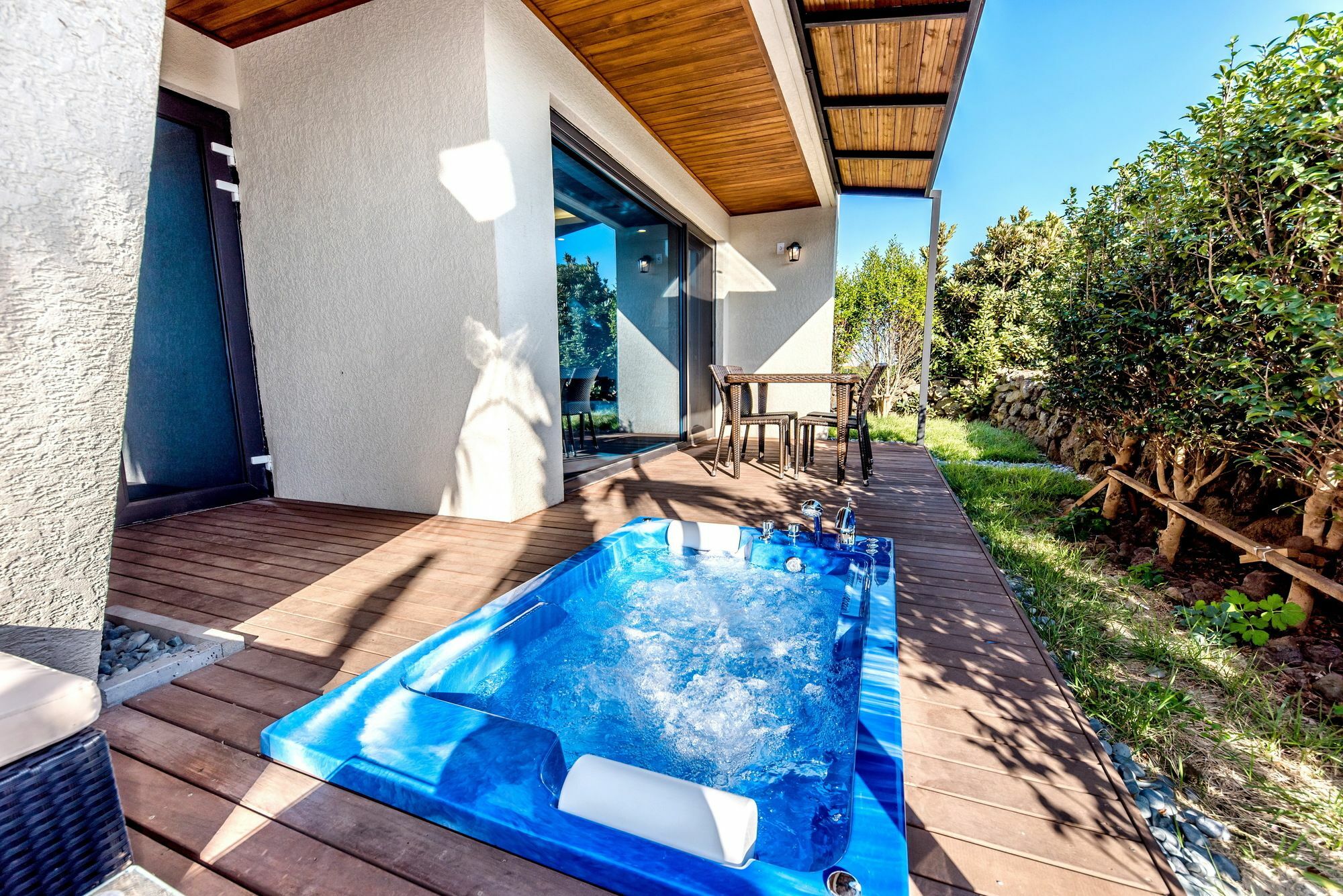 Arts Spa&Poolvilla Jeju Exteriör bild